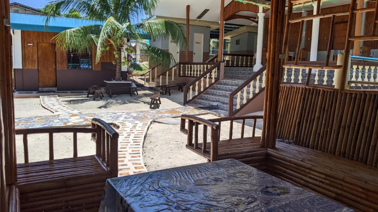 Maya Guest House - Sipaway Island San Carlos  Ngoại thất bức ảnh